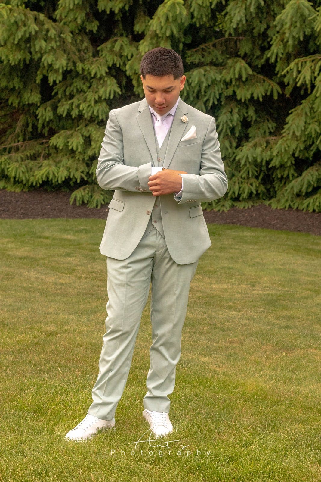 Solo prom portrait session in Connecticut